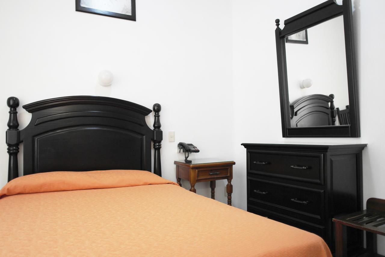 Hotel De Los Banos Pachuca Eksteriør bilde